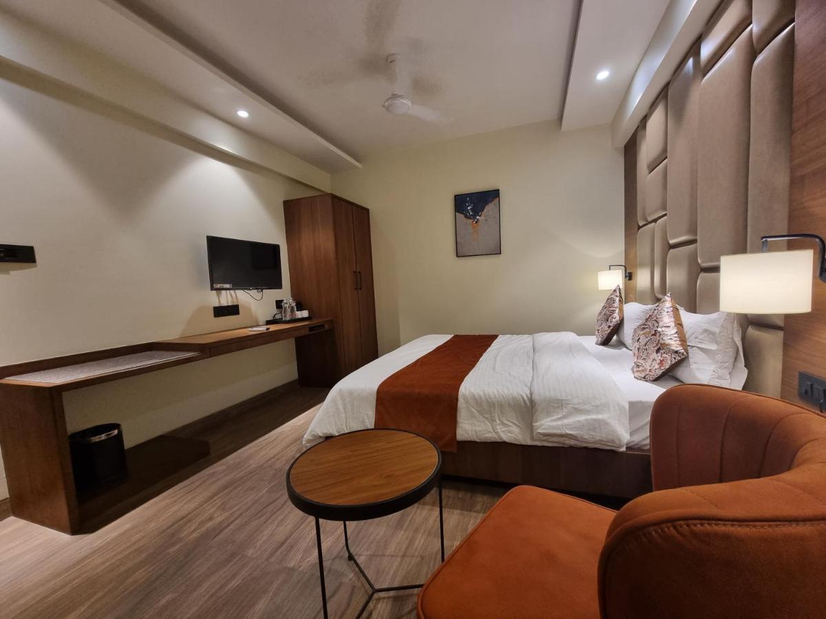 Hotel El Magnifico Surat Luaran gambar