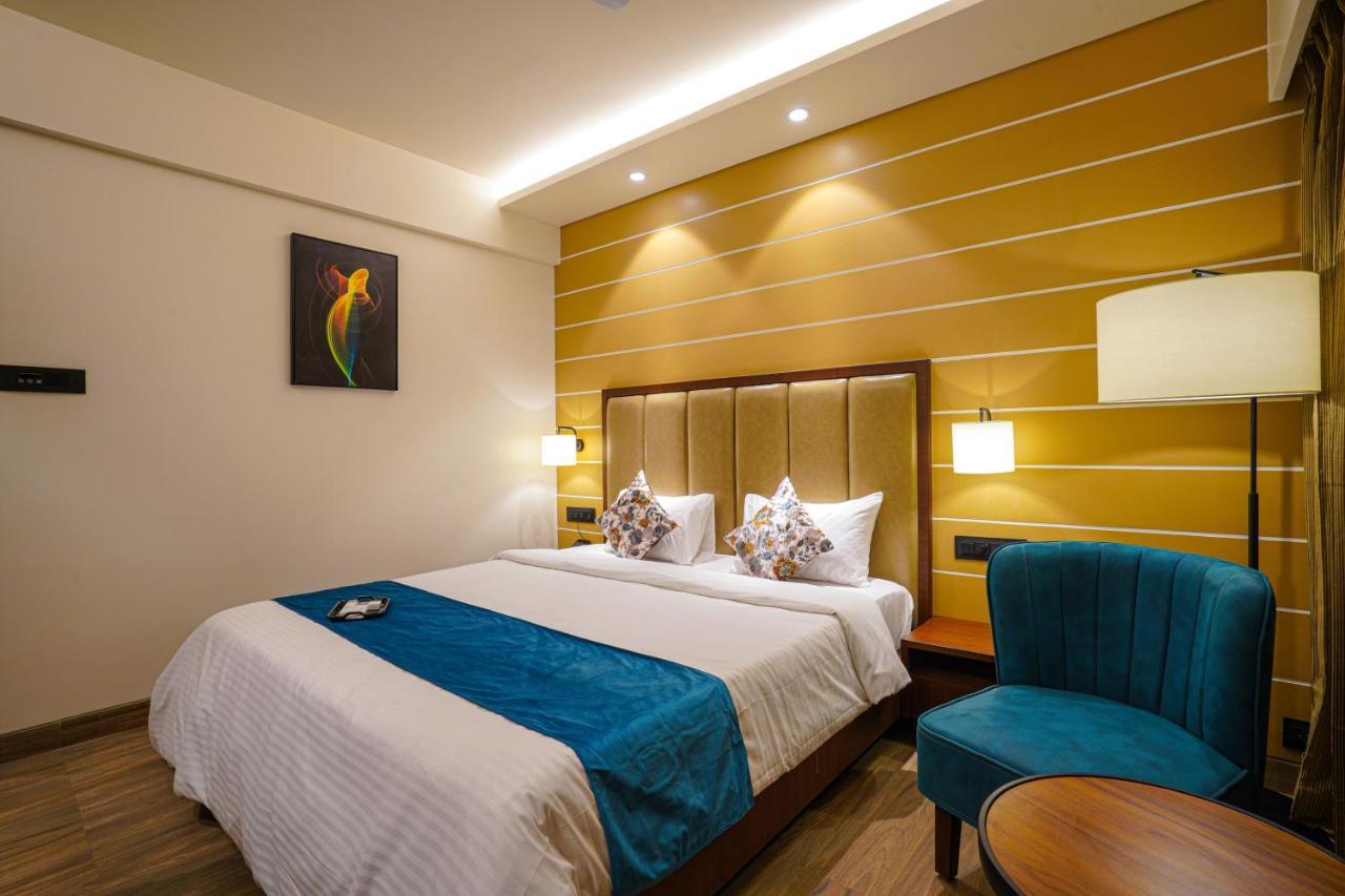 Hotel El Magnifico Surat Luaran gambar